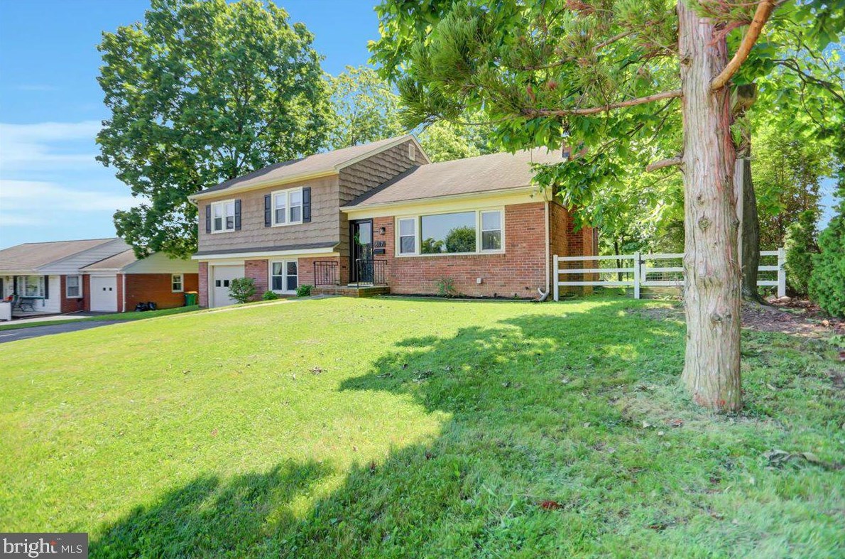 817 Anthony Ave, Roadside, PA 17268-2127