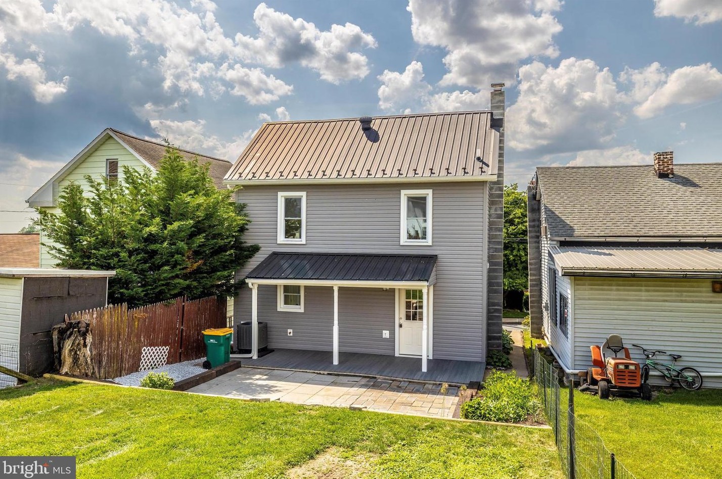 617 Maple St, Roadside PA  17268-2227 exterior
