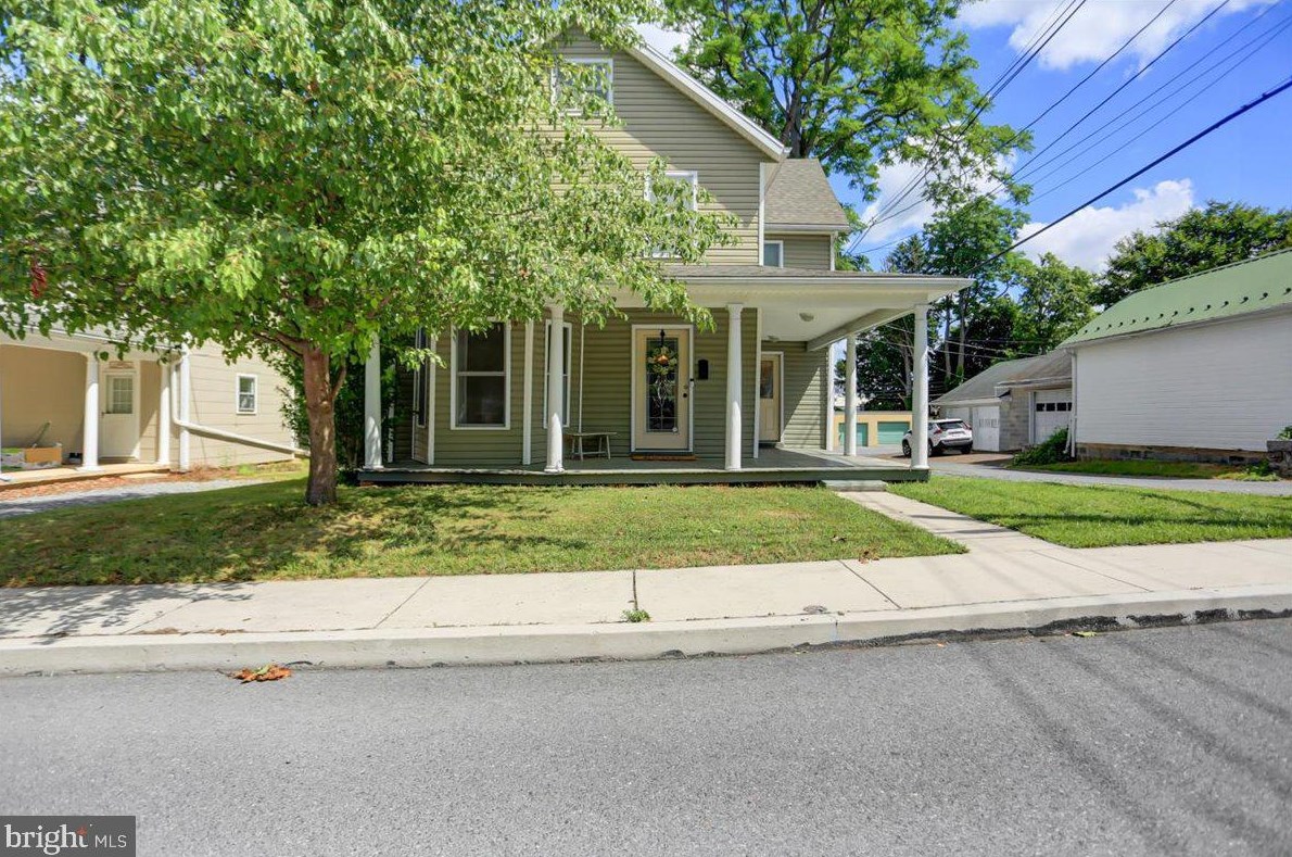 19 California St, Dickey, PA 17236-1507