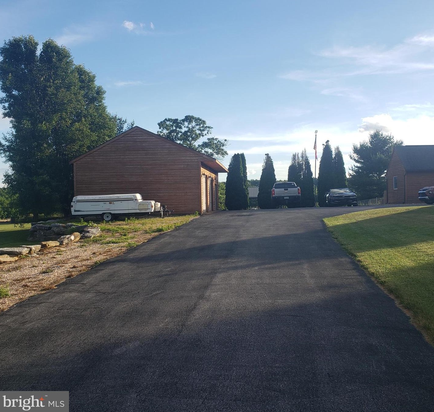 10531 Wayne Hwy, Roadside, PA 17268-9653