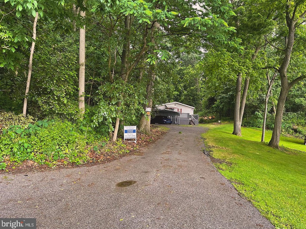 7500 Molly Pitcher Hwy #28, Lees Cross Roads, PA 17257
