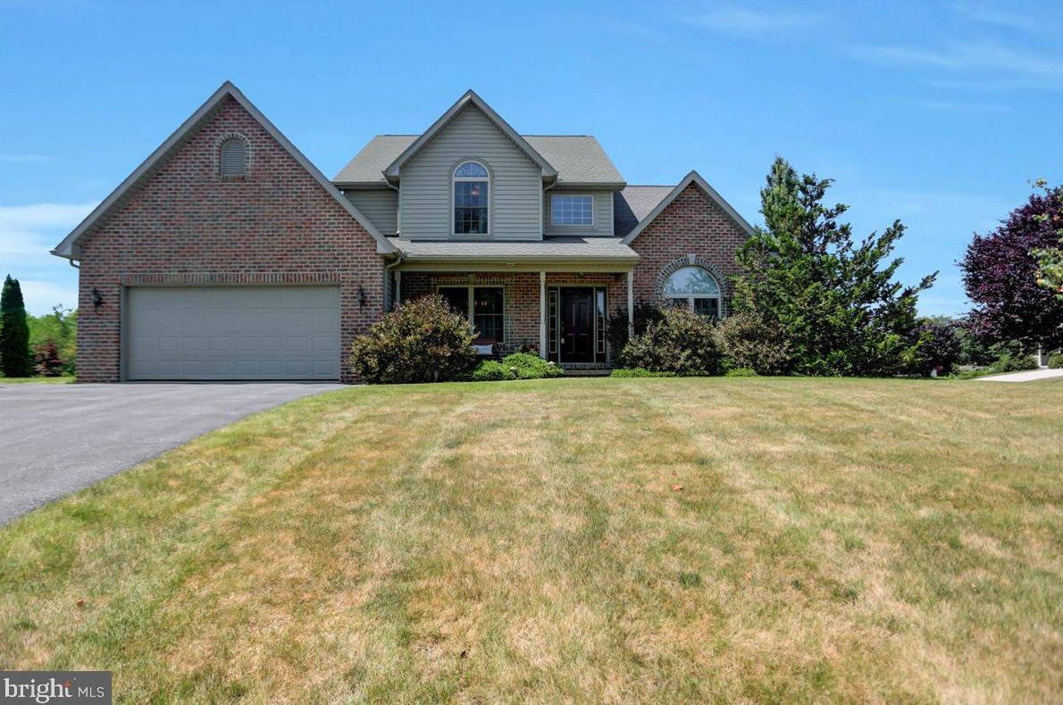 864 Lindia Dr, Chambersburg, PA 17202-8783