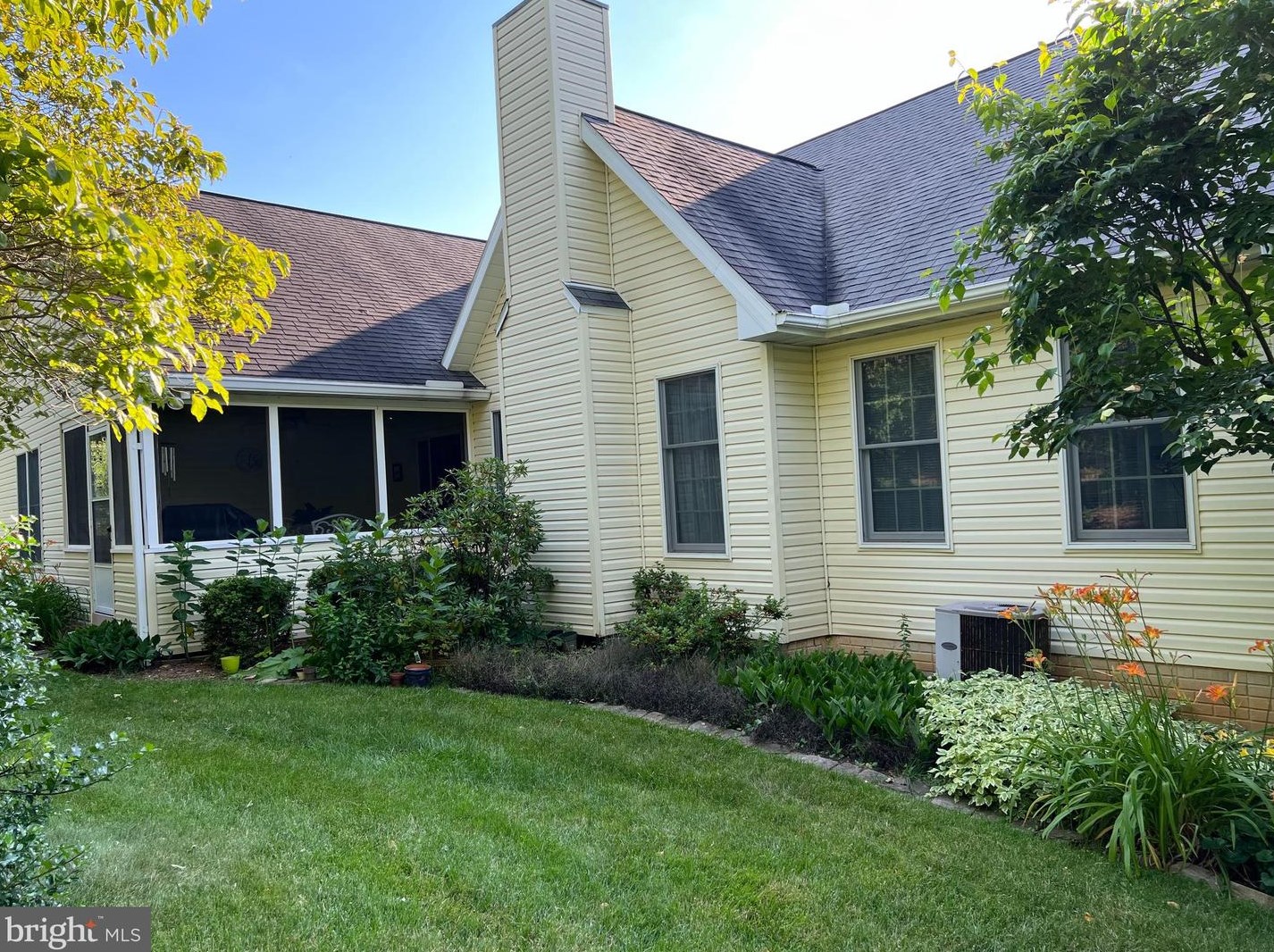 6032 Greenbriar Ter, Fayetteville PA  17222-9669 exterior