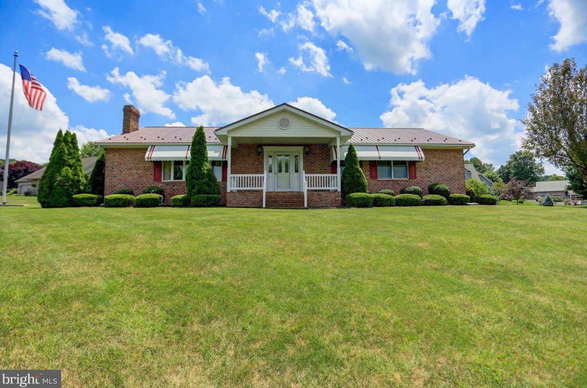 11960 Greenridge Dr, Roadside, PA 17268-8872