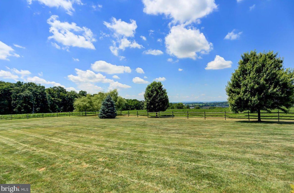 6685 Furnace Rd, Roadside, PA 17268