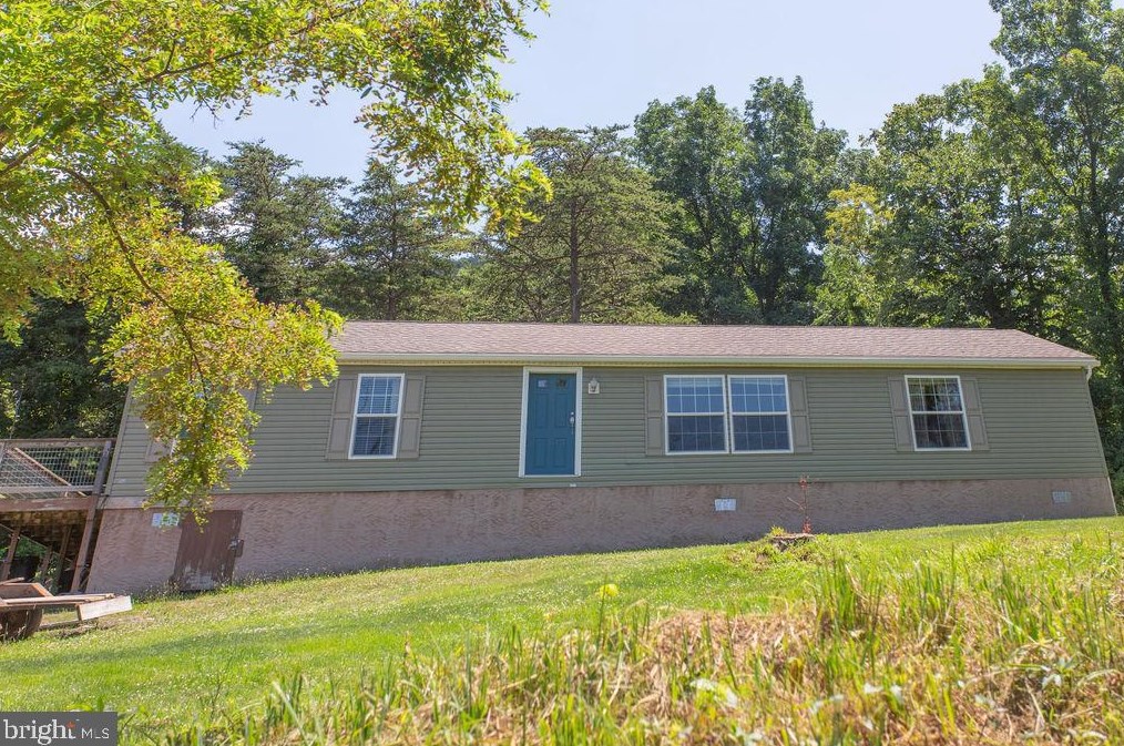 18188 Amberson Rd, Spring Run, PA 17262