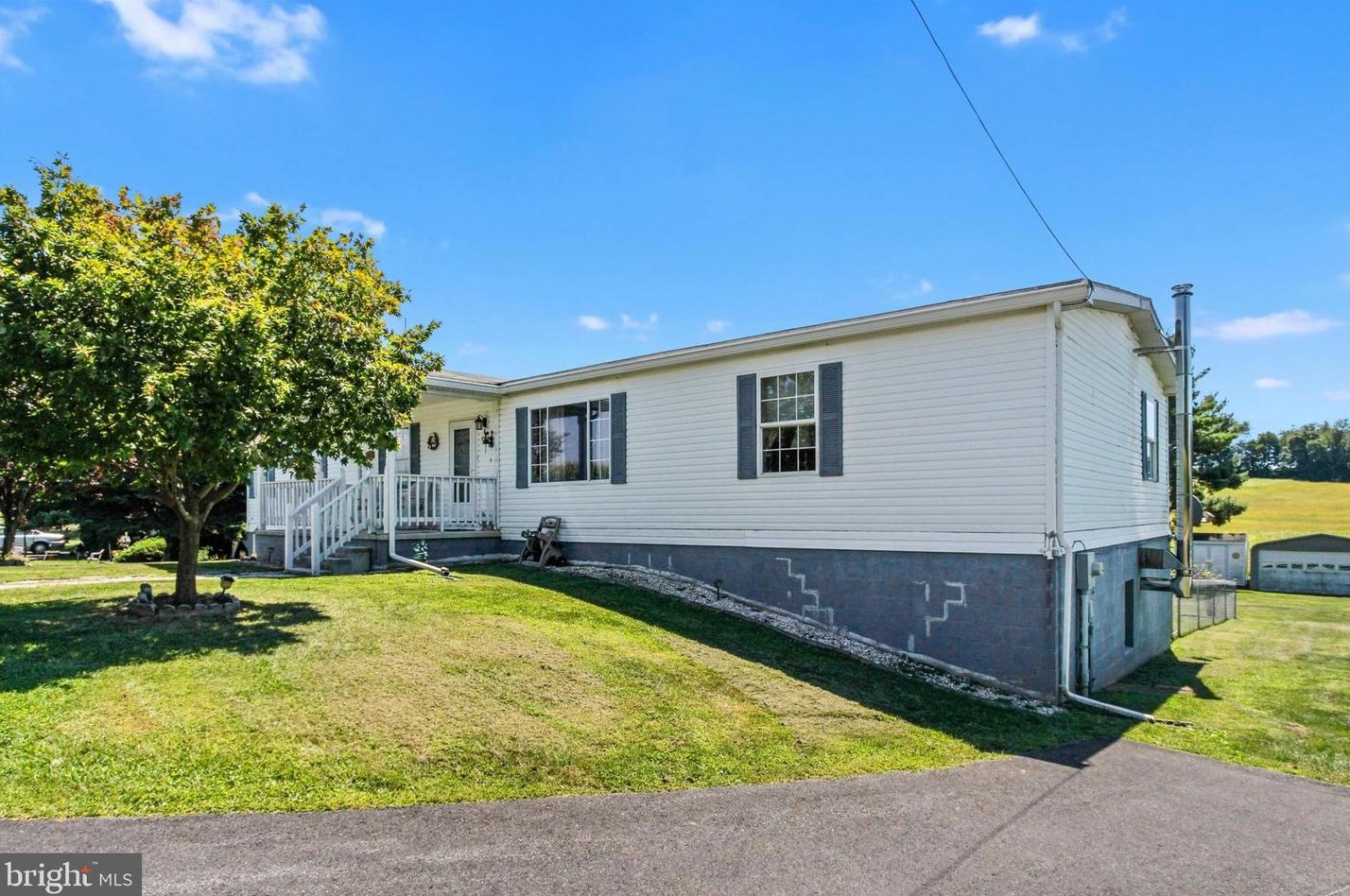 5116 Manheim Rd, Roadside, PA 17268-9770