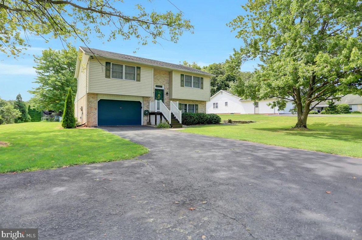 3550 Scotland Rd, Chambersburg, PA 17202-9774