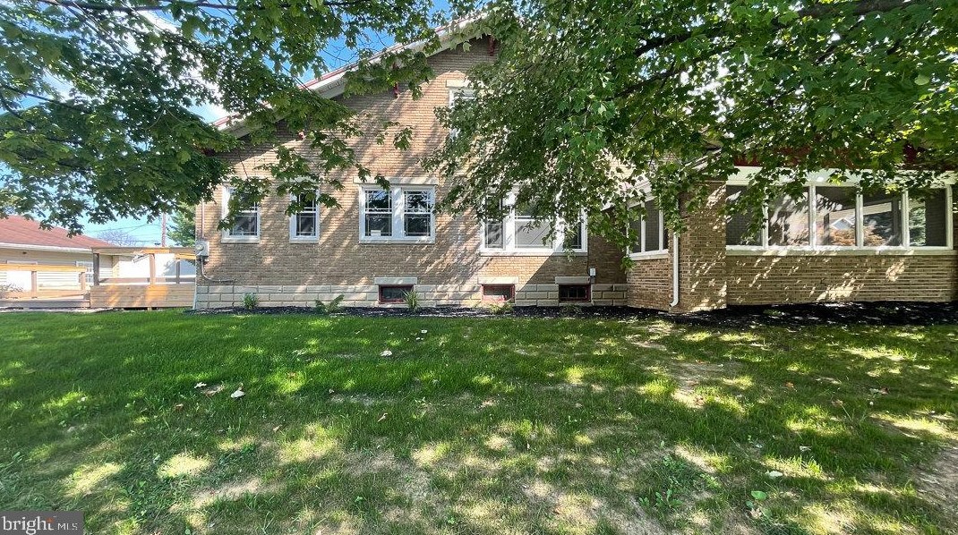 207 Glen St, Chambersburg, PA 17201-1011