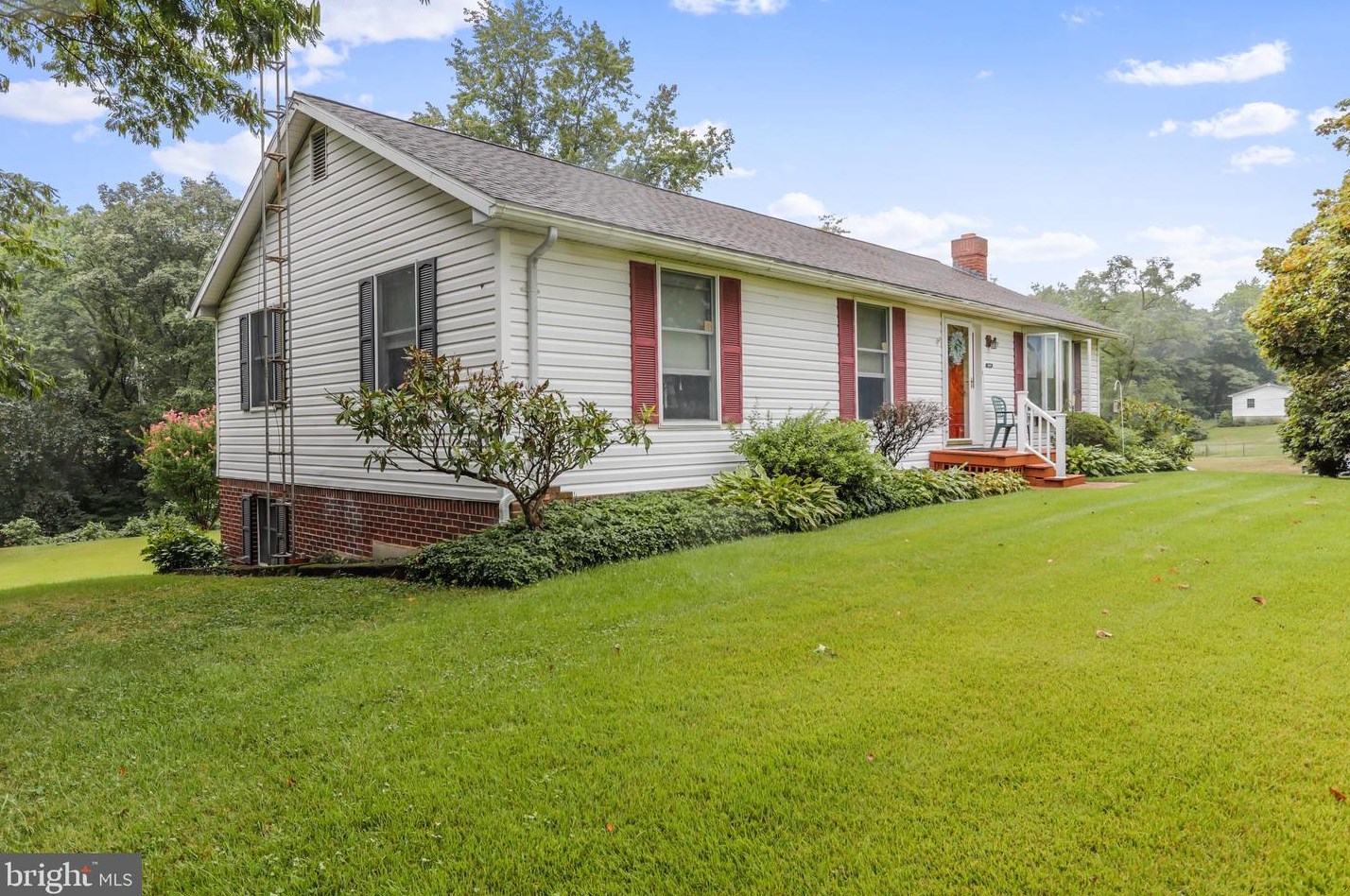 4686 Coontown Rd, Chambersburg, PA 17202-9226