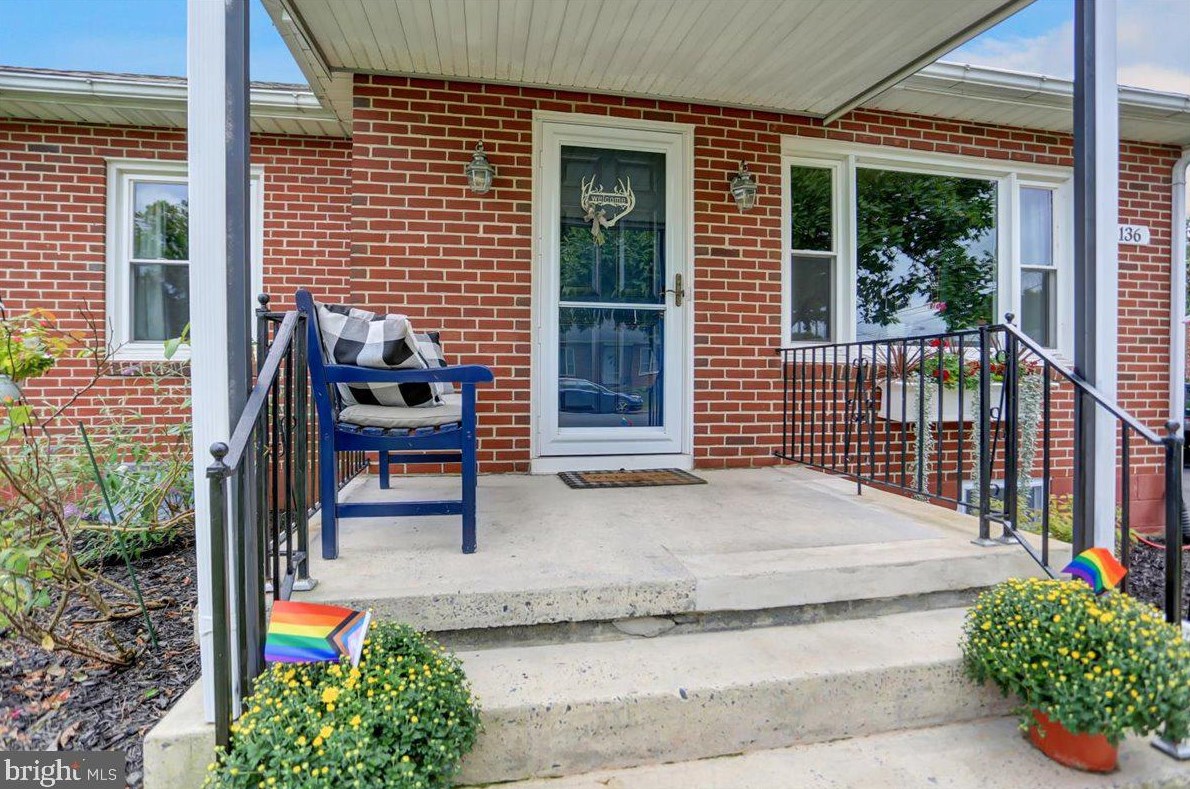 136 Highland Rd, Chambersburg, PA 17202-4470