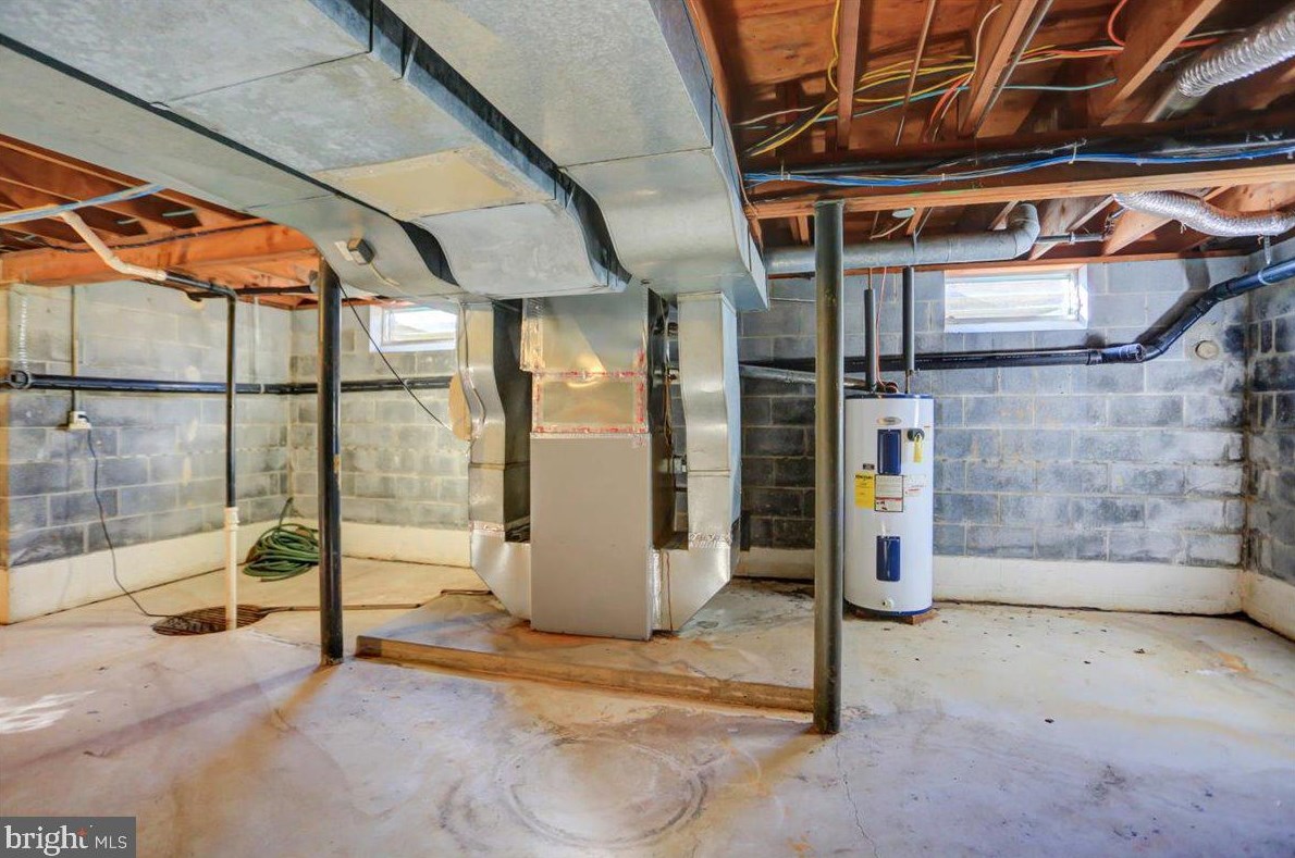 4124 Lincoln Way, Fayetteville PA  17222-1125 exterior