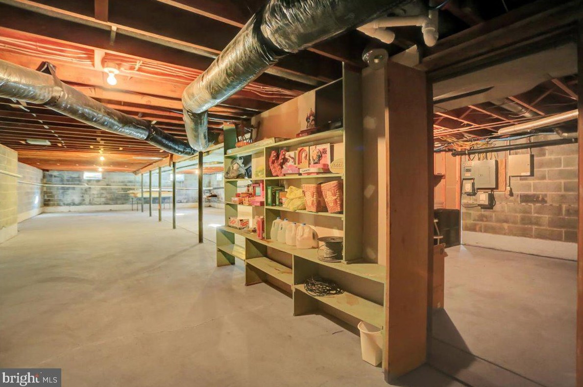 4124 Lincoln Way, Fayetteville PA  17222-1125 exterior