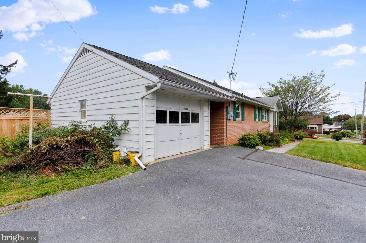 1100 Mckinley St, Chambersburg, PA 17201-2828