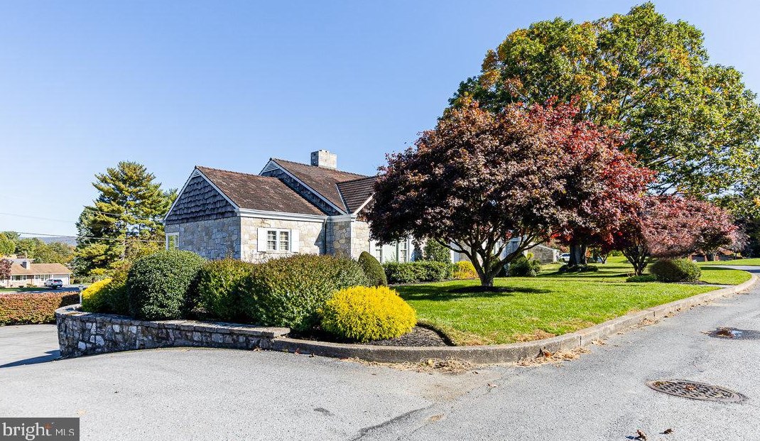 839 Eastland Rd, Roadside, PA 17268