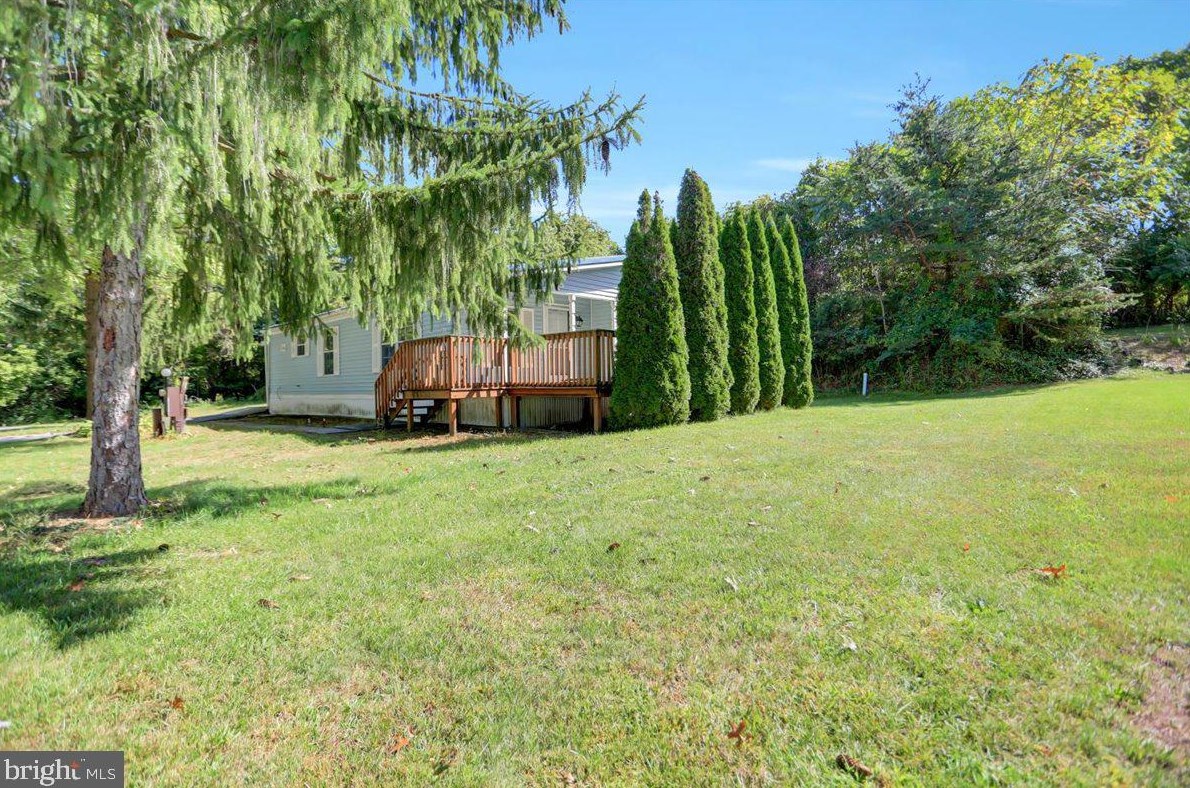 1174 Shar Pei Dr, Chambersburg, PA 17202-9238