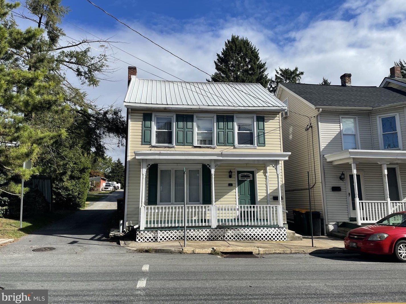 31 Grant St, Roadside, PA 17268-1227