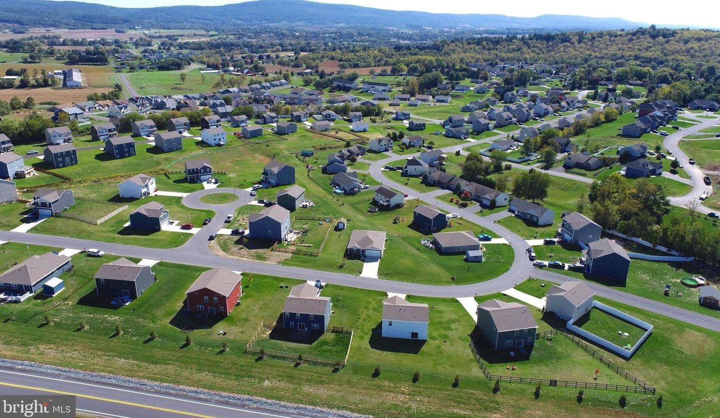 10822 Ridge Crest Dr, Roadside PA  17268-7606 exterior