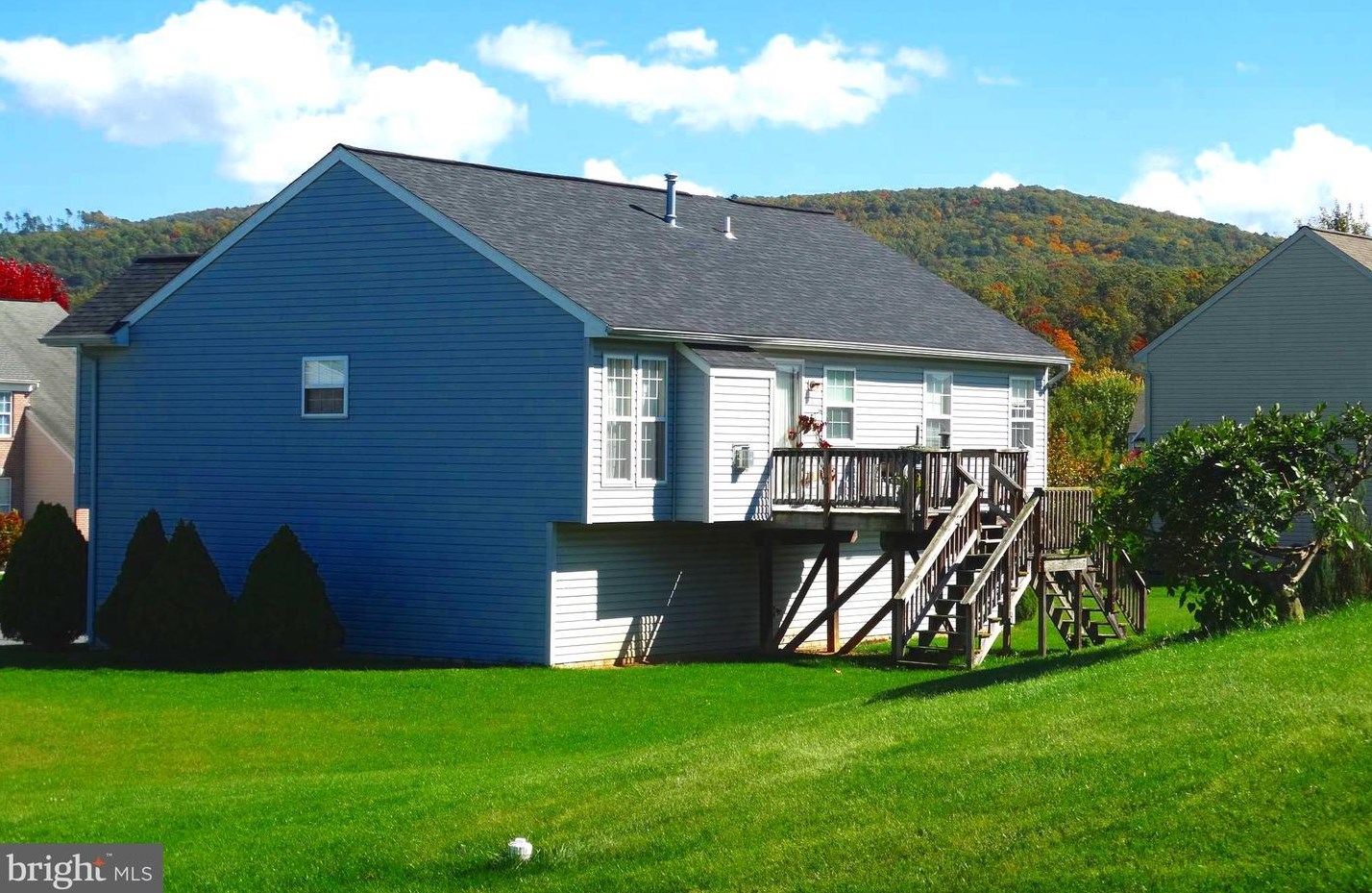 2471 Orion Dr, Chambersburg, PA 17202-7061