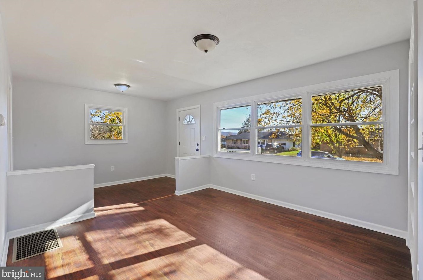 121 Lincoln Dr, Fayetteville PA  17222-1009 exterior