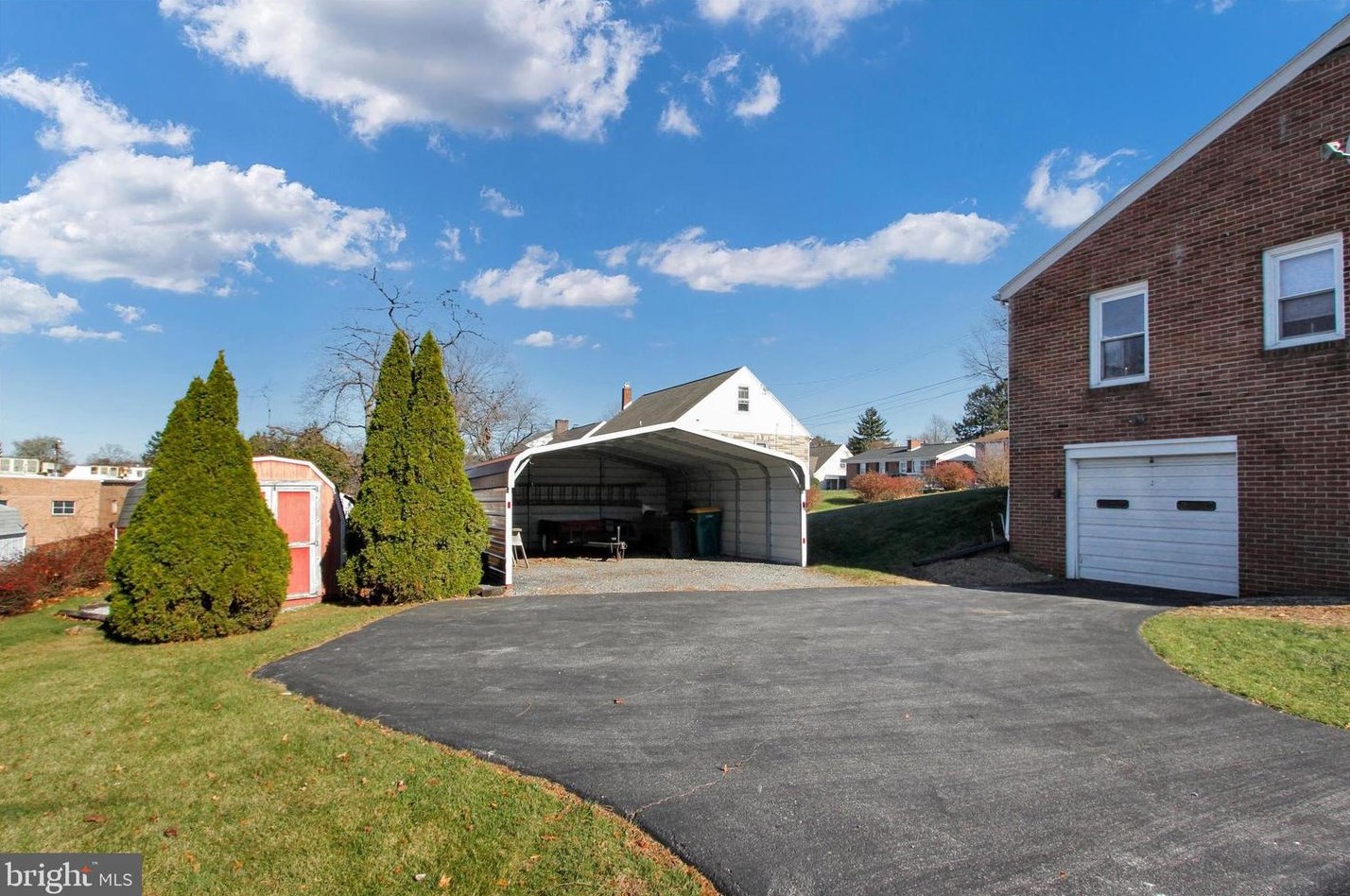 225 King St, Roadside PA  17268-1266 exterior