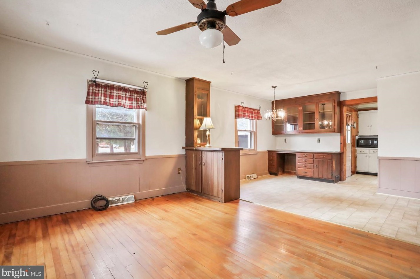 1199 Warm Spring Rd, Chambersburg, PA 17202-9104