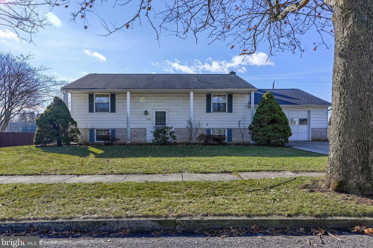 736 Prospect Ave, Lees Cross Roads, PA 17257