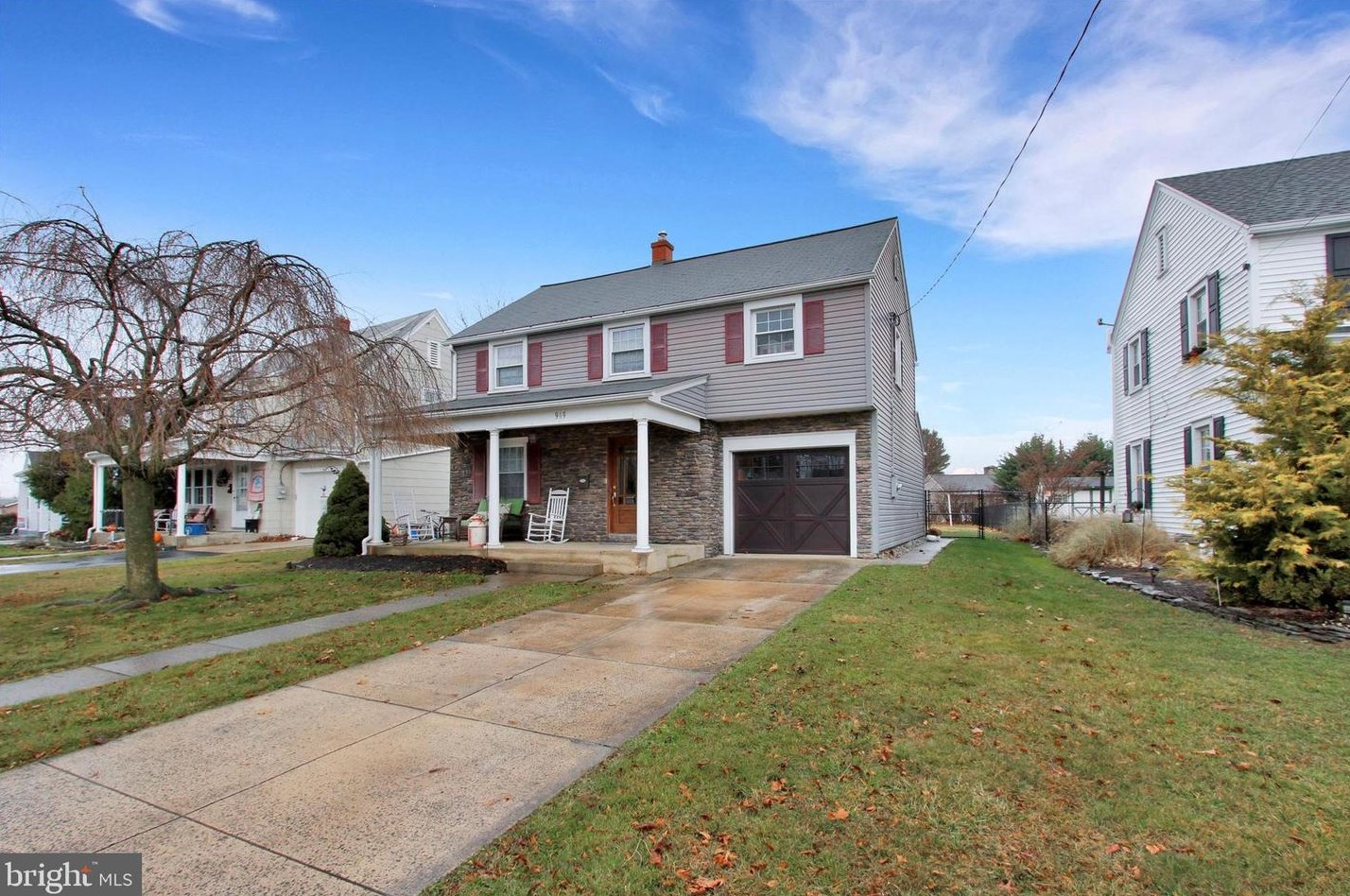949 4th St, Chambersburg, PA 17201-3756