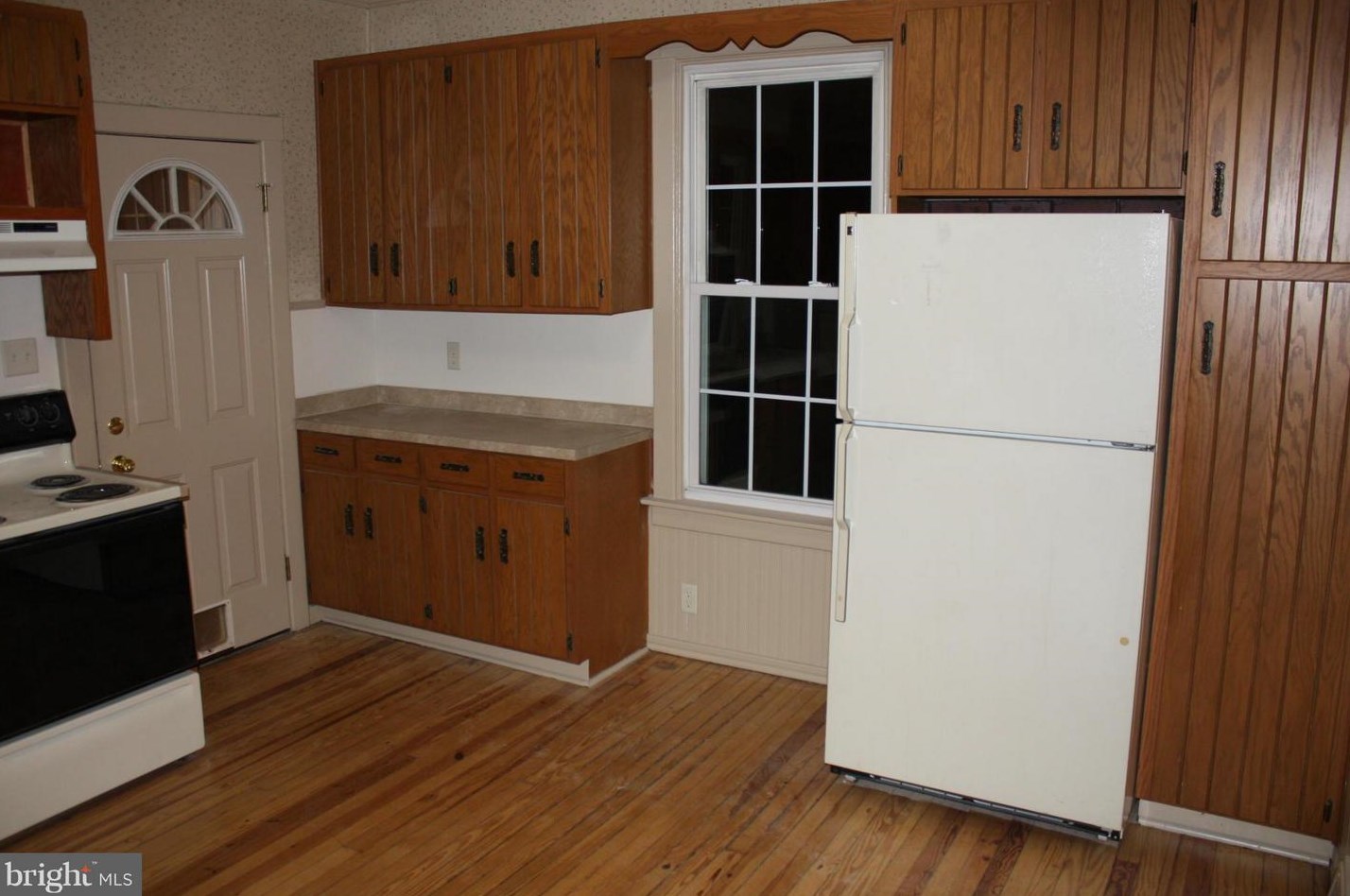 698 Guilford Ave, Chambersburg PA  17201-3813 exterior