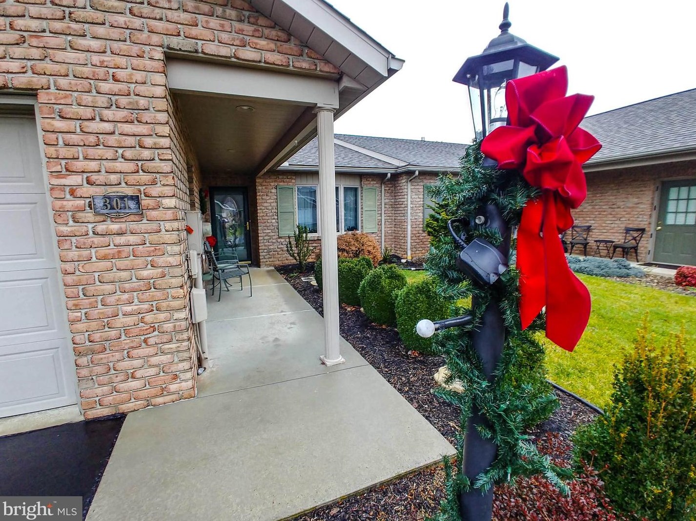 301 Woodvale Dr, Chambersburg, PA 17201-4535