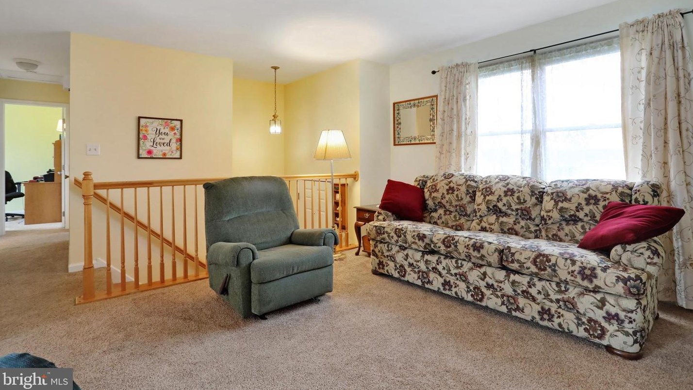 13786 Donovan Dr, Upton, PA 17225
