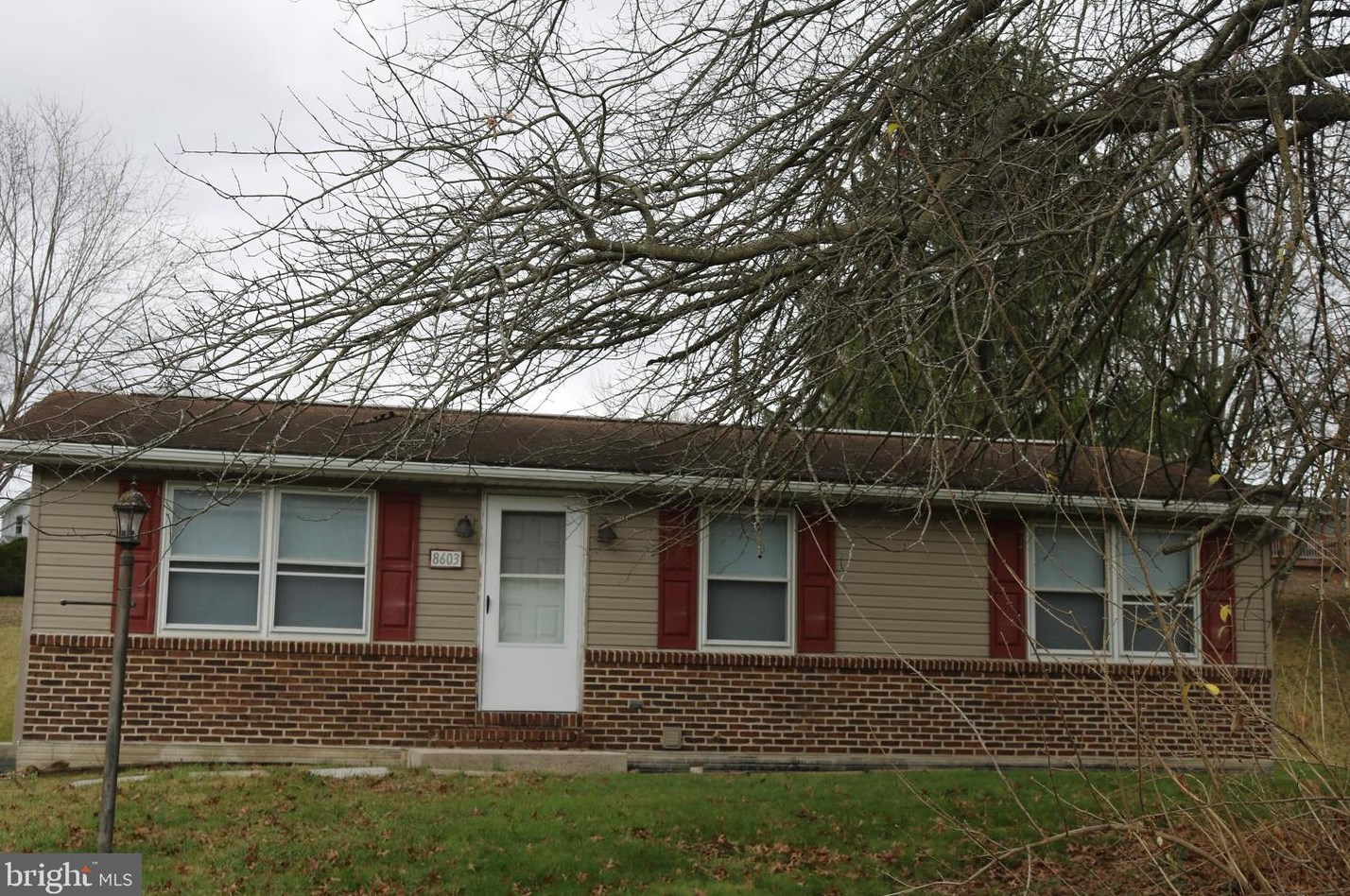 8603 Sheffield Manor Boulev, Roadside, PA 17268
