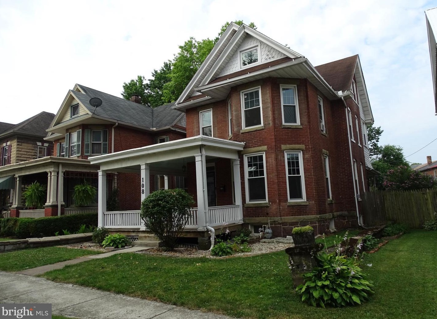108 W Commerce St, Chambersburg, PA 17201
