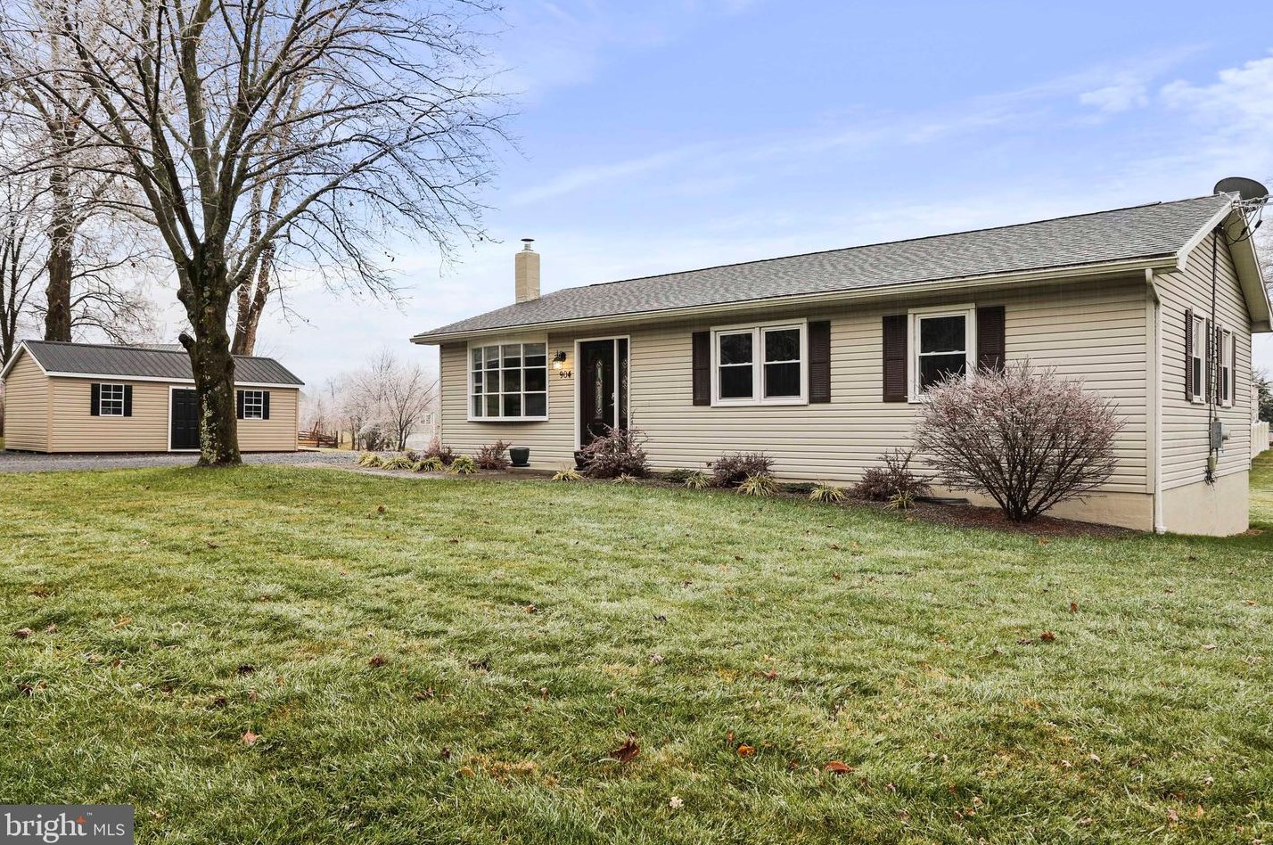 904 Knob Hill Rd, Fayetteville, PA 17222-9786