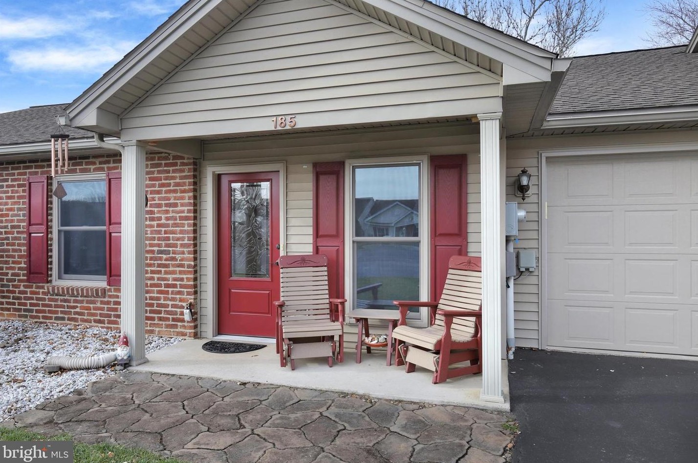 185 Ginkgo Ct, Chambersburg, PA 17201-3921