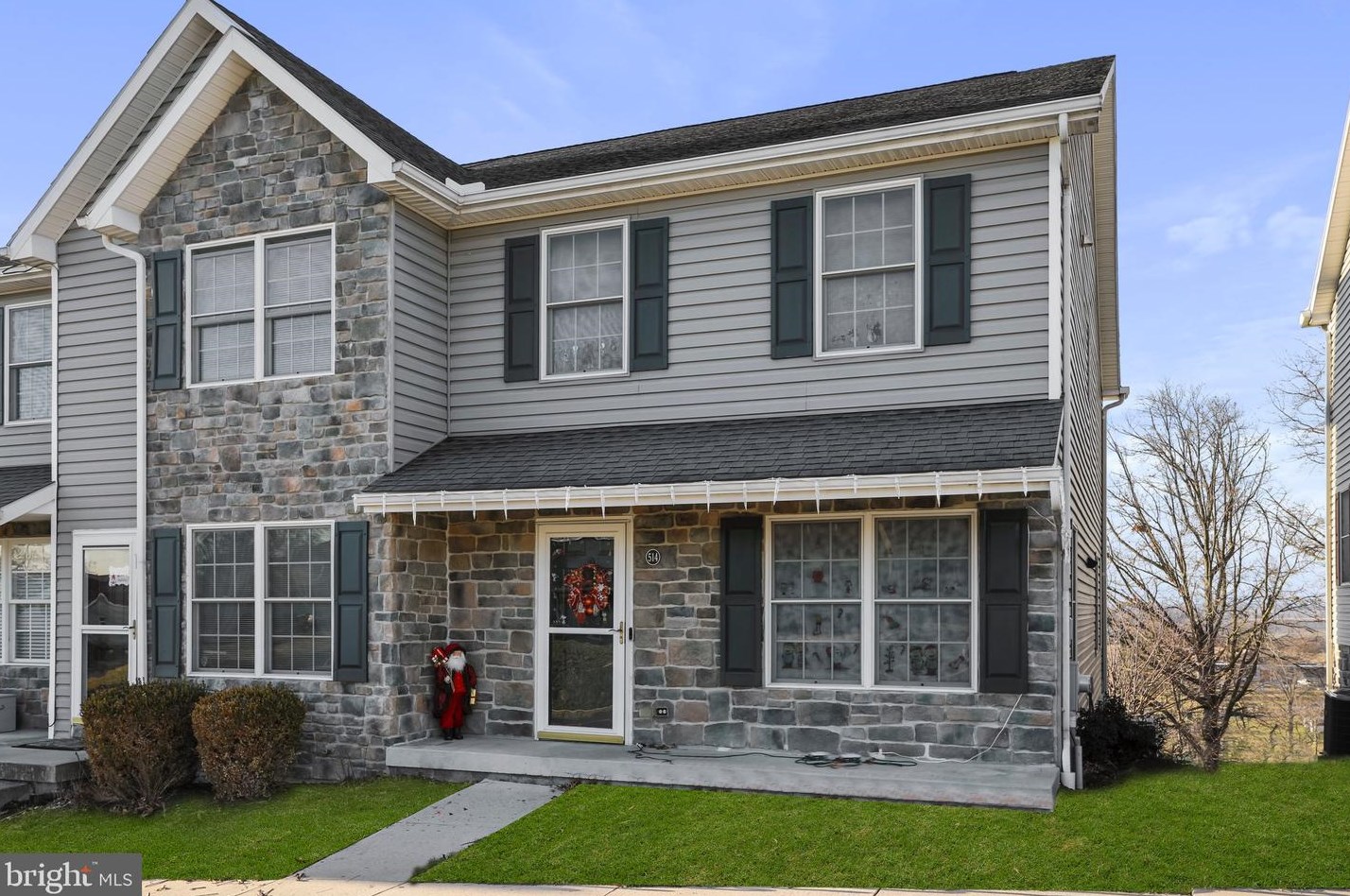 514 N Potomac St, Roadside, PA 17268