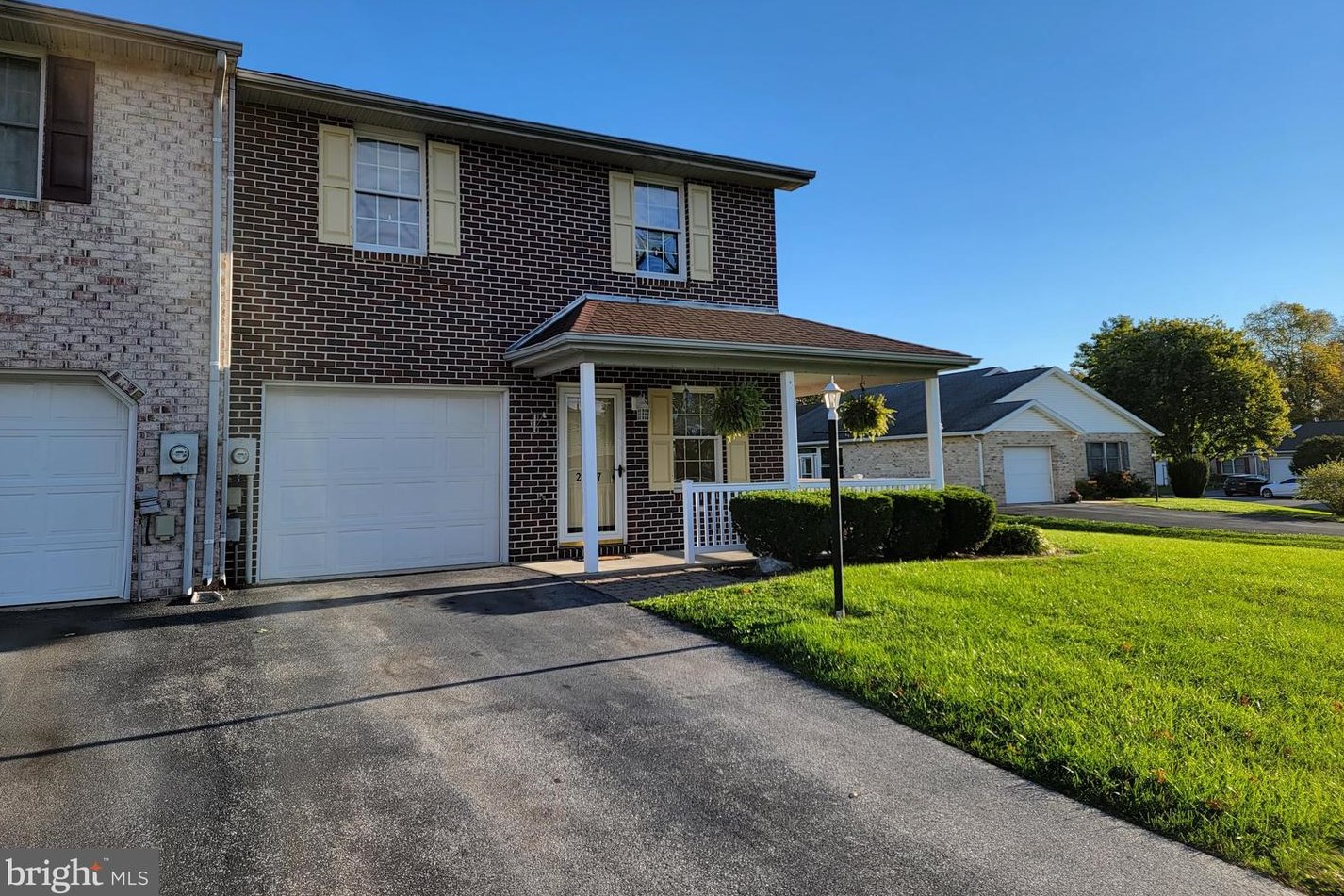 2367 Mccleary Dr, Chambersburg, PA 17201
