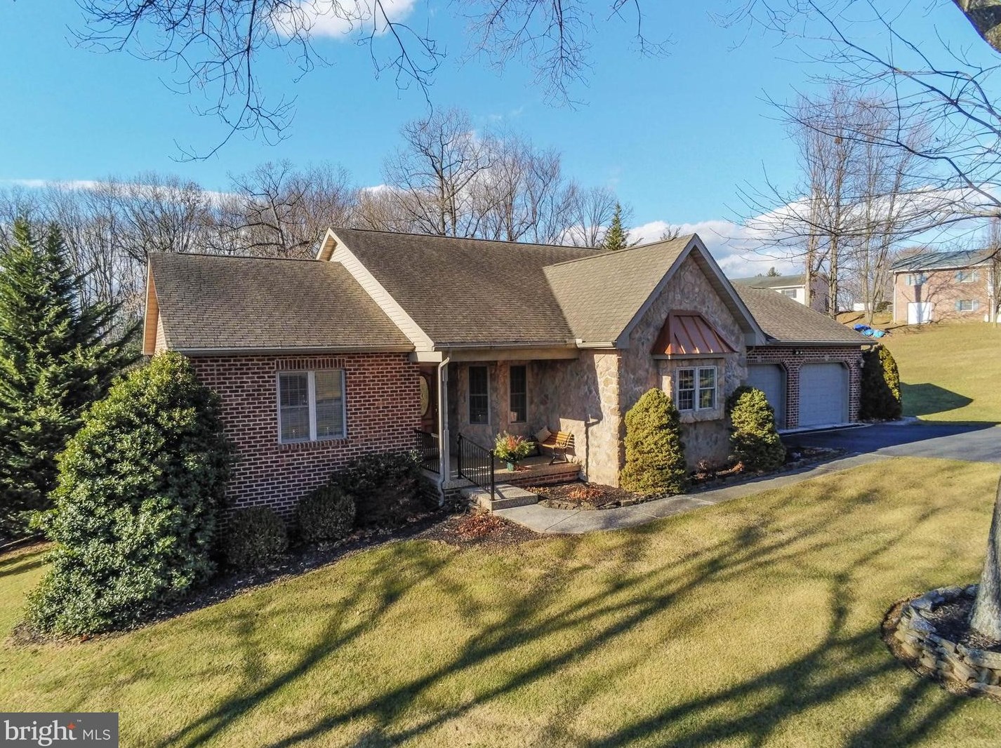 47 Carnelian Dr, Chambersburg, PA 17202-8206
