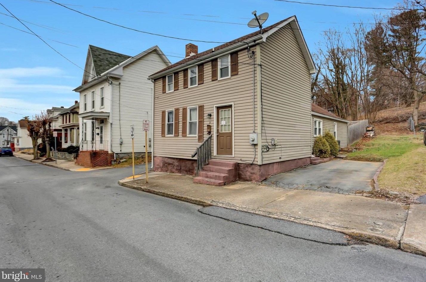 31 North St, Roadside, PA 17268-1258