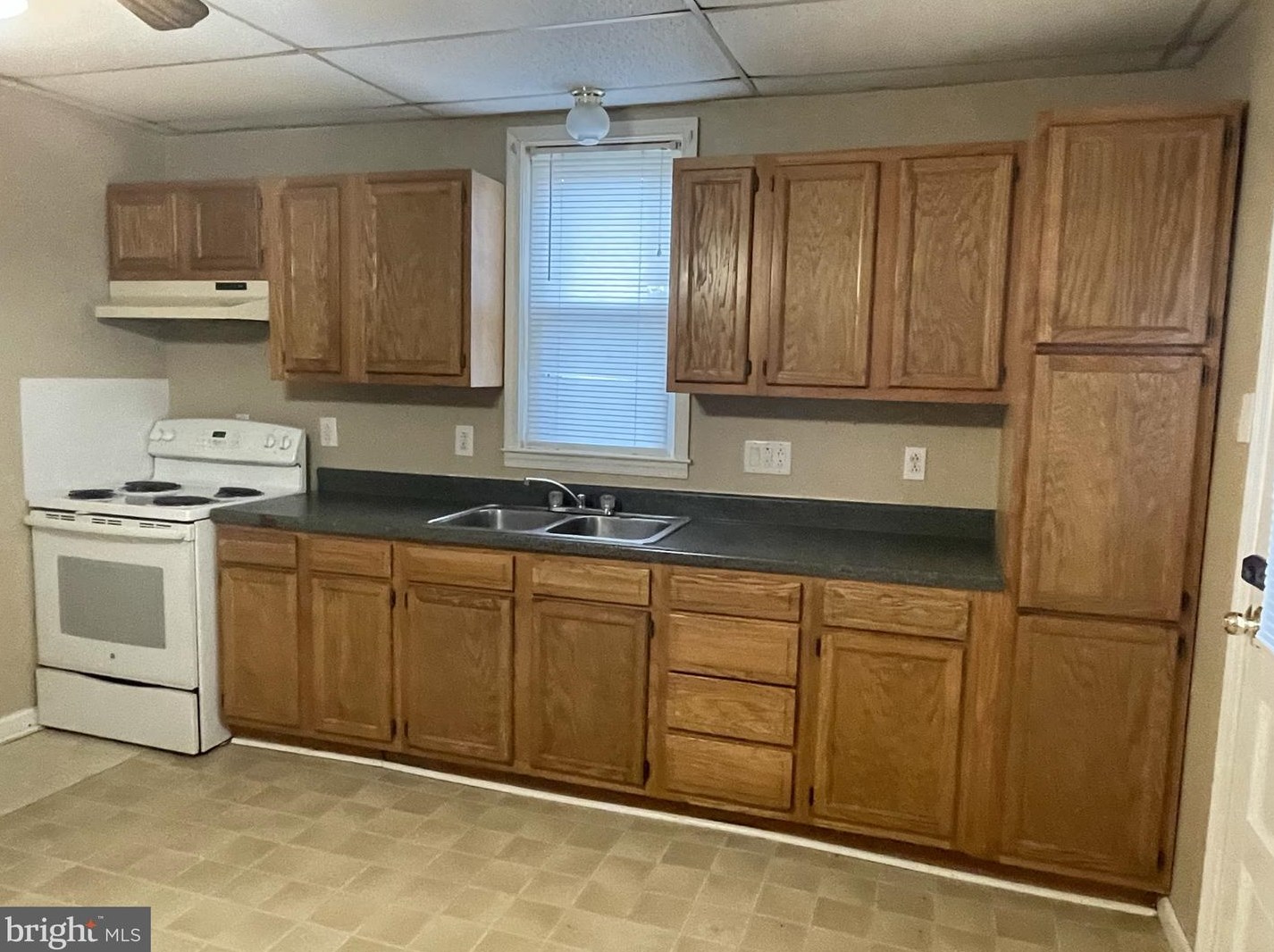 553 Broad St, Chambersburg PA  17201-1608 exterior