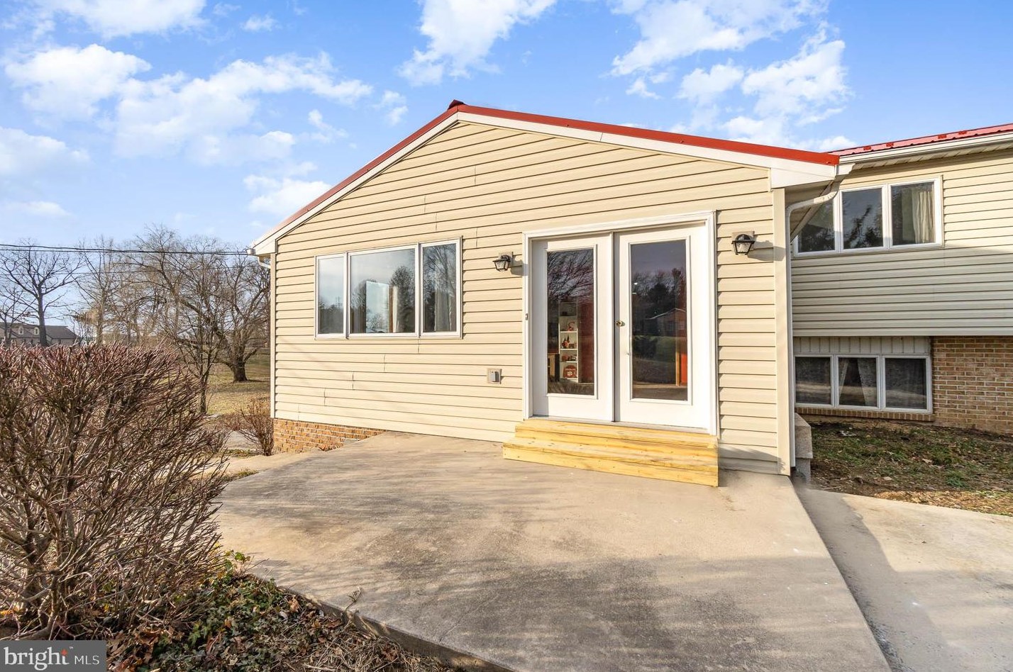 760 New Ln W, Chambersburg, PA 17202