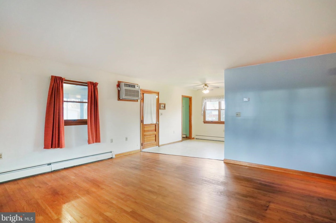 1629 Lee St, Chambersburg, PA 17201-8313