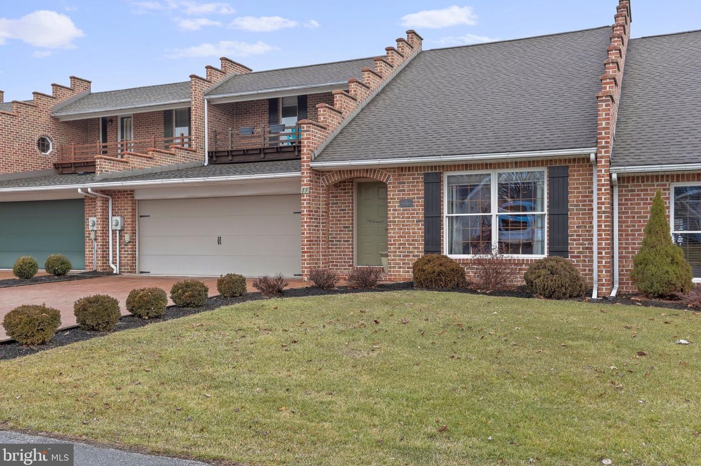 77 Brookmeadow Ln, Chambersburg, PA 17201-7911