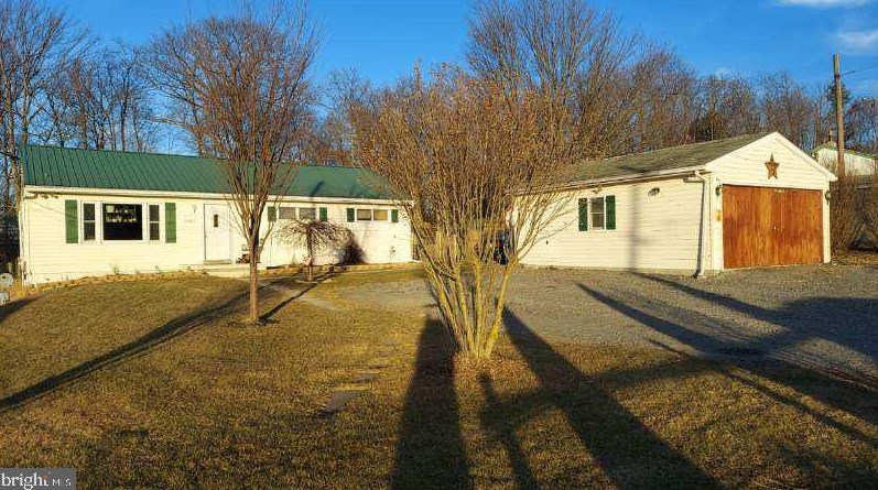 11161 Mountain Rd, Fayetteville, PA 17222-9628