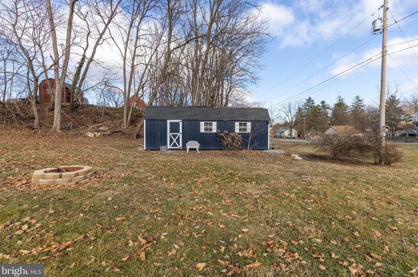 10 Fairview Ave, Dickey PA  17236-1402 exterior