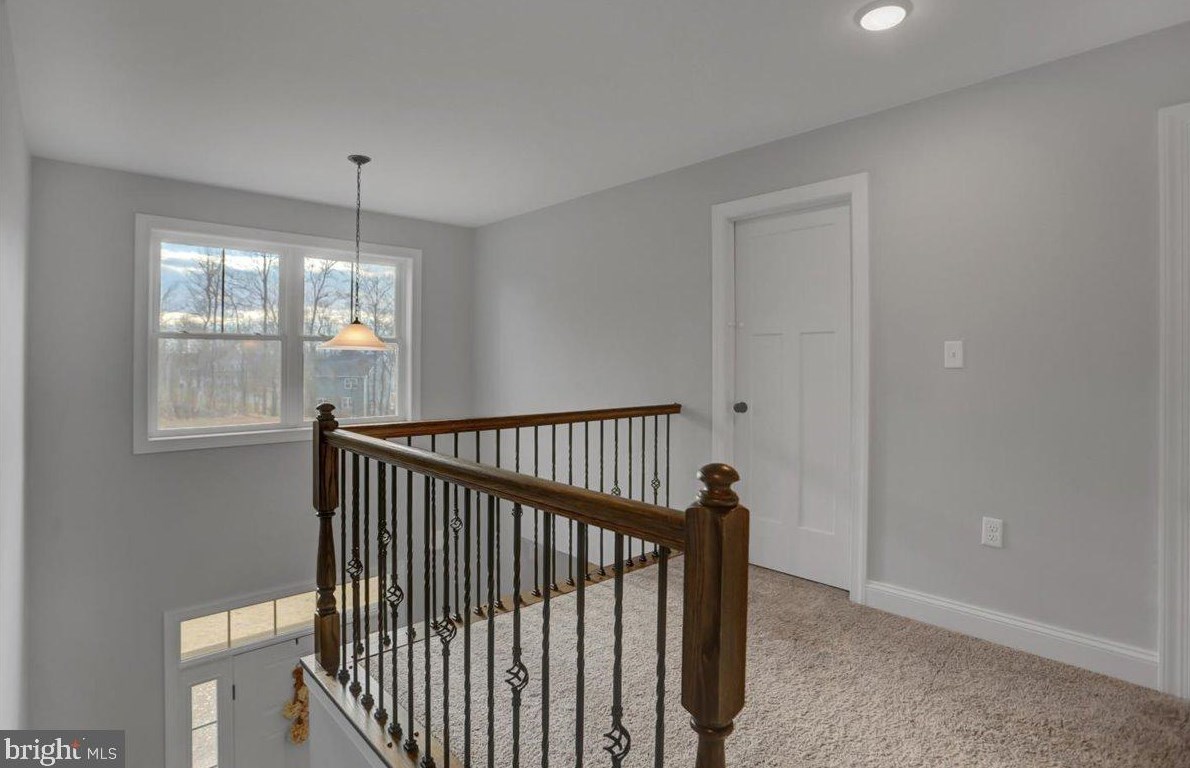 1760 Old Kiln Dr, Chambersburg PA  17202-9219 exterior