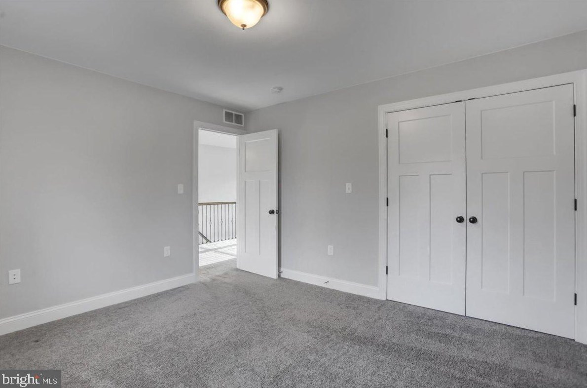 1760 Old Kiln Dr, Chambersburg PA  17202-9219 exterior