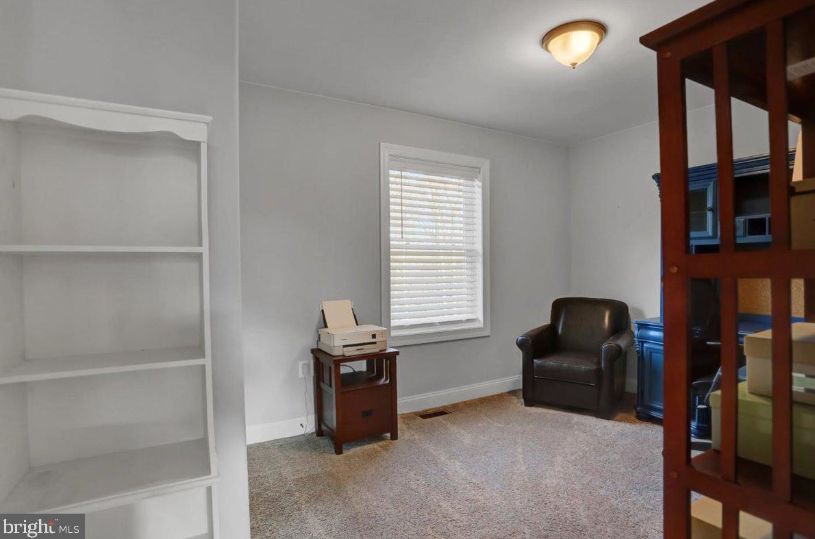 1760 Old Kiln Dr, Chambersburg PA  17202-9219 exterior