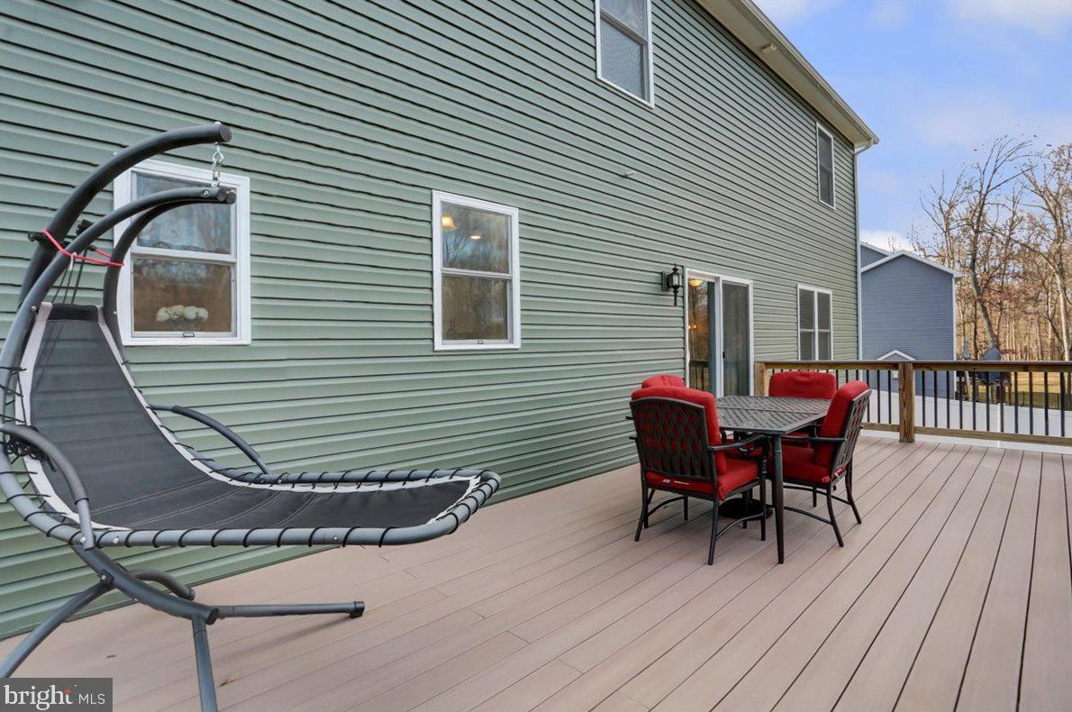 1760 Old Kiln Dr, Chambersburg PA  17202-9219 exterior