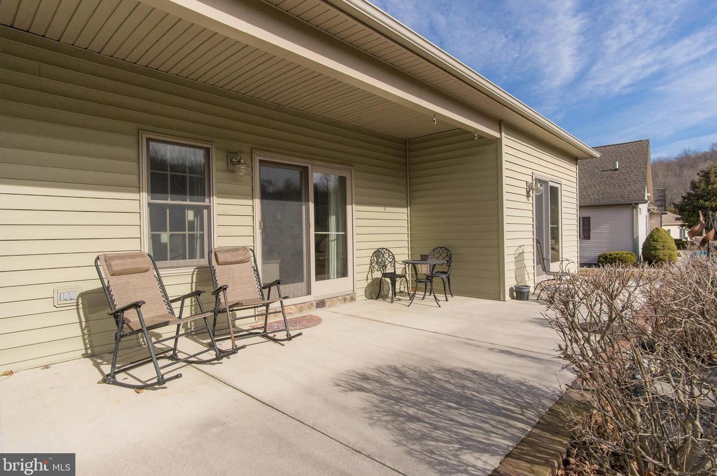 11302 Greenridge Dr, Roadside PA  17268-8813 exterior